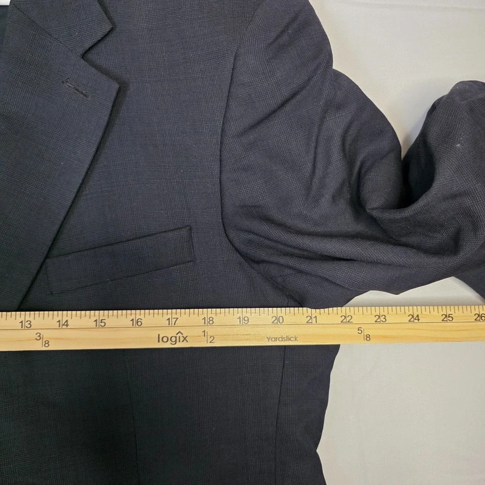 custom-tailored Tom James Corporate Image wool suit jacket